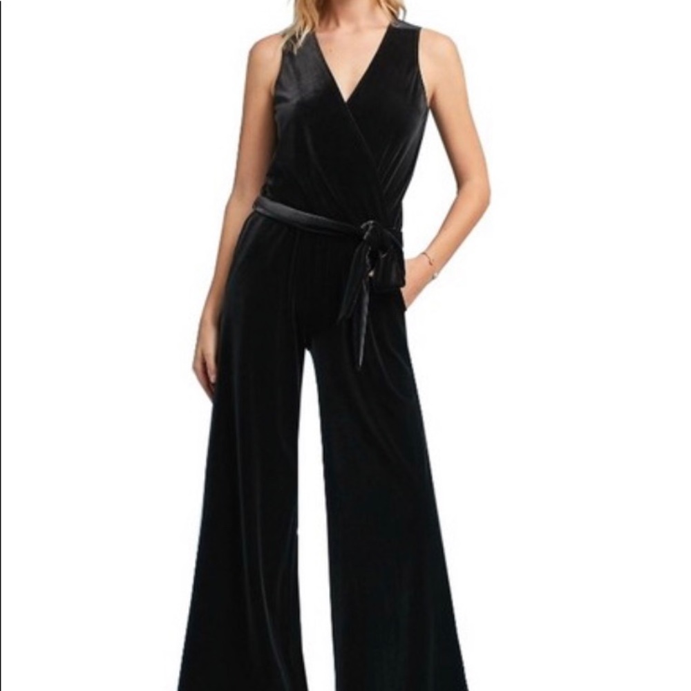 Drew velvet jumpsuit small NWOT anthropologie
